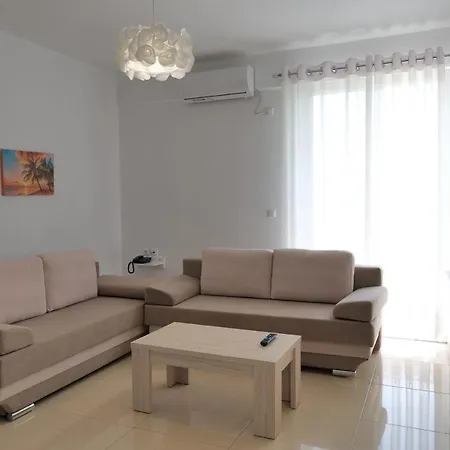 Golden Berden Boutique Hotel فندق *