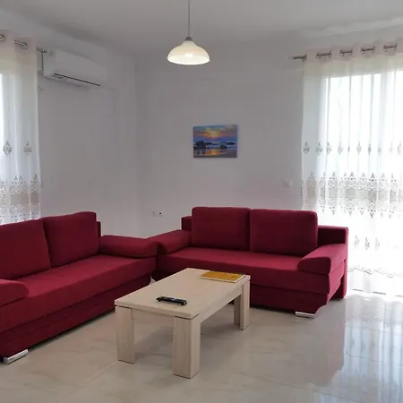 Golden Berden Boutique Hotel *