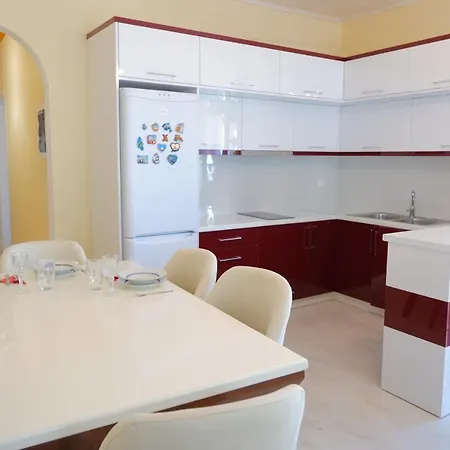 فندق Golden Berden Boutique Hotel ساراندا